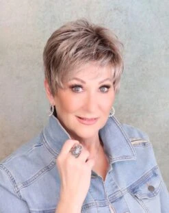 Barletta Hi Mono Wig By Ellen Wille | Mono Top -Personalized Fake Store Barlettahimonoivoryblondeshadedfront