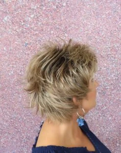 Click Wig By Ellen Wille -Personalized Fake Store Facetune 19 05 2019 17 37 10