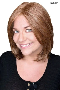 Flying Solo Wig By Raquel Welch | Heat-Friendly Synthetic -Personalized Fake Store RaquelWelch FlyingSolo RL3027 Frontside