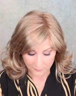 Sonia Wig By Envy -Personalized Fake Store SoniaEnvyGingerCreamTop